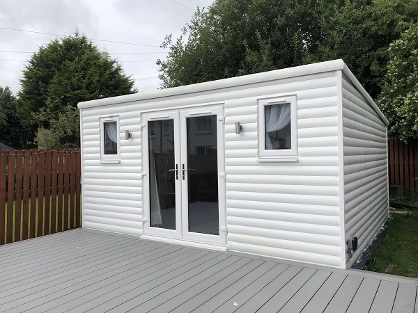 Summerhouse in Coatbridge installed by Garden Buildings Scotland — photo 1